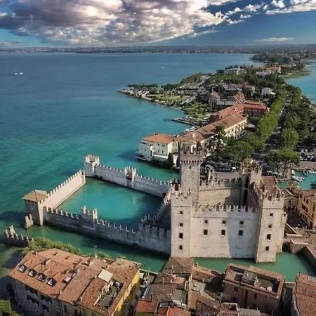 Lejlighed Happy Days Breakfast Sirmione