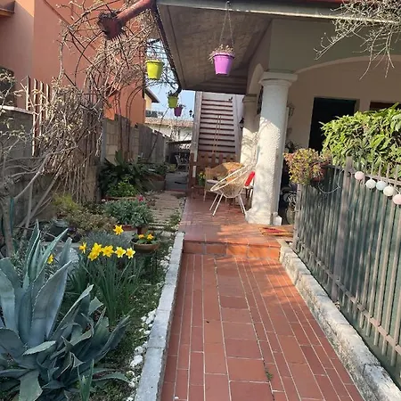 快乐日子住宿加早餐旅馆