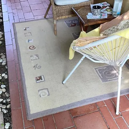 해피 데이즈 아파트 시르미오네